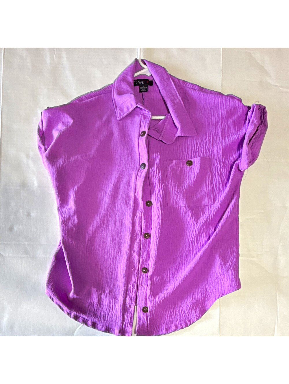 Love Purple Solid Short Sleeve Collared Button-Up Women’s Shirt Size S